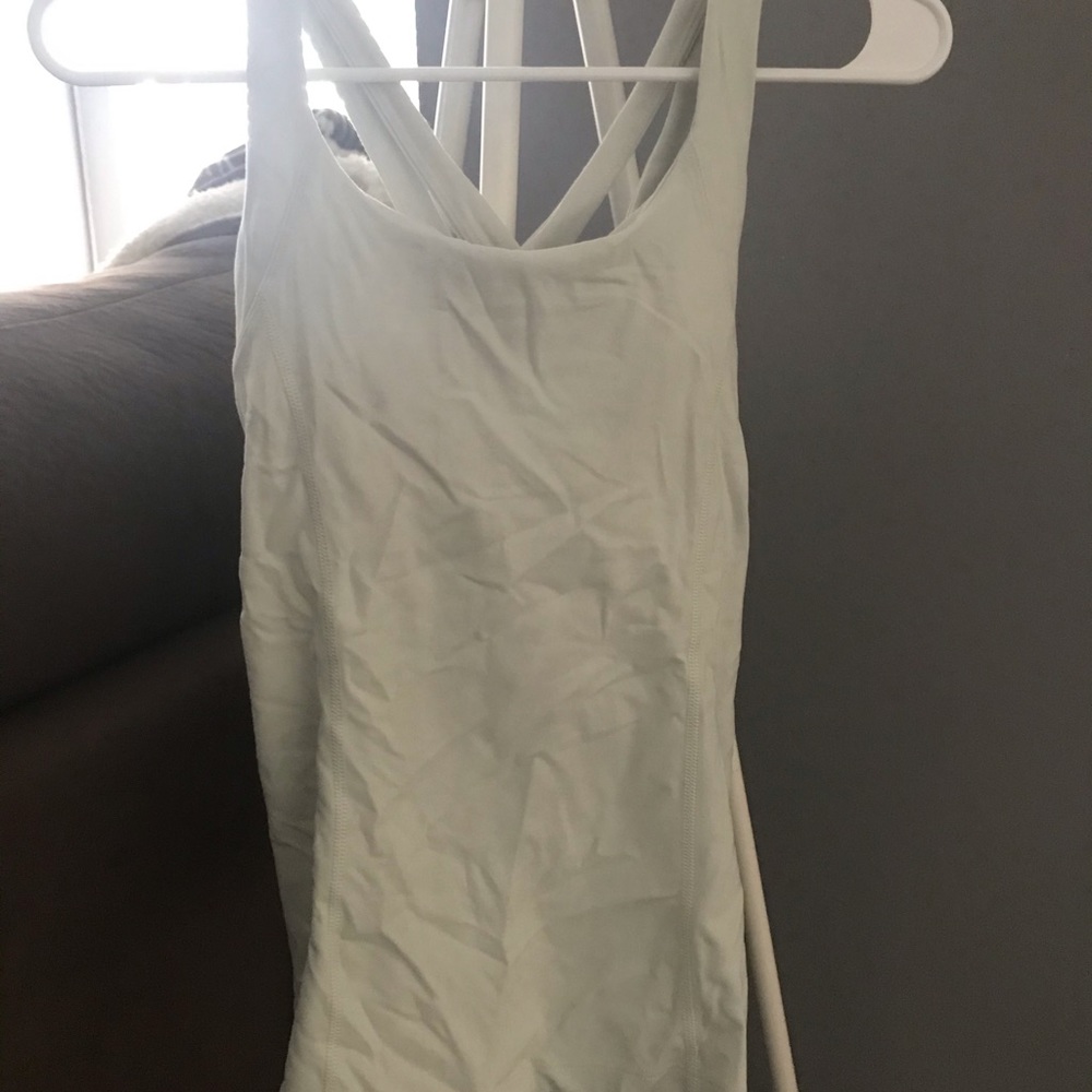 Lululemon workout top